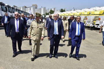 مديرية الصناعات العسكرية تسلم أول دفعة من شاحنات نقل الوقود لفائدة نفطال
