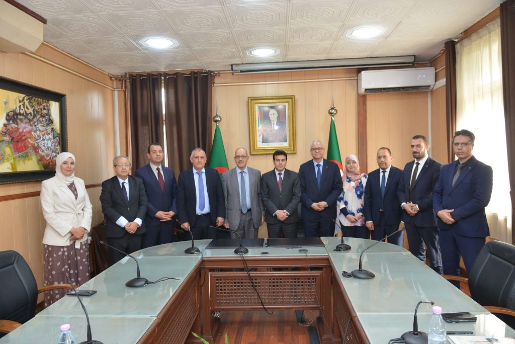 تخفيضات تصل إلى 75% على التأمين.. امتيازات غير مسبوقة لفائدة منتسبي قطاع التربية في الجزائر!