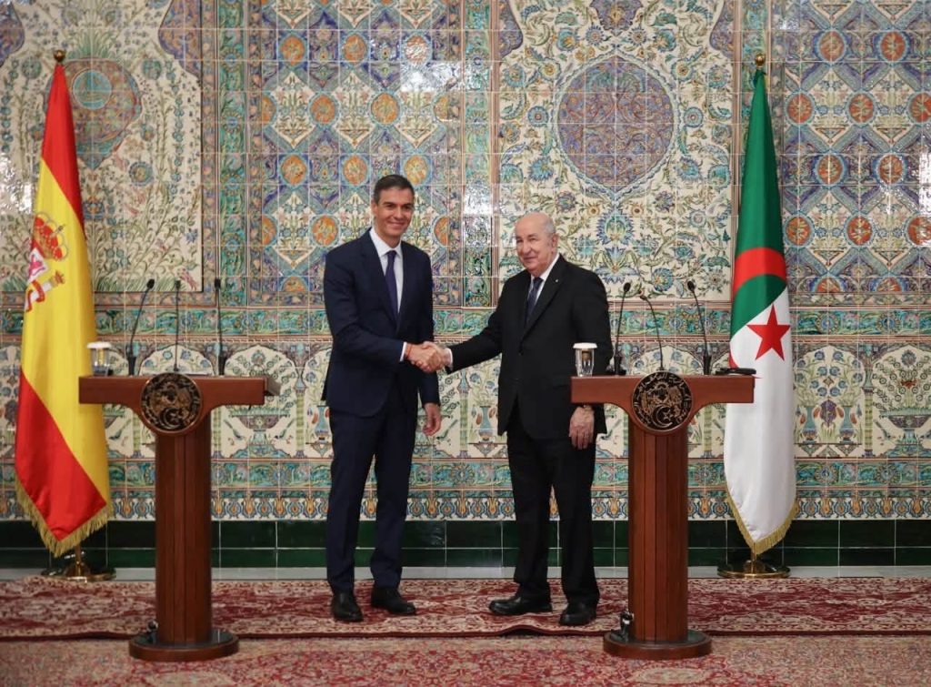 وفق ما يمليه القانون الدولي .. هذا ما اتفقت عليه الجزائر وإسبانيا بشأن قضية الصحراء الغربية