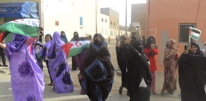 الصحراء الغربية : الاحتلال المغربي يطوق منازل ناشطات ويلاحقهن لإسكات التضامن مع المعتقلين السياسيين