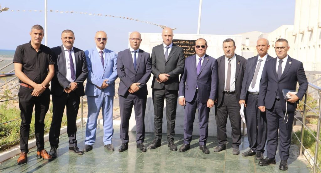 وزير الموارد المائية الليبي في زيارة إلى محطة تحلية مياه البحر فوكة 2 بتيبازة