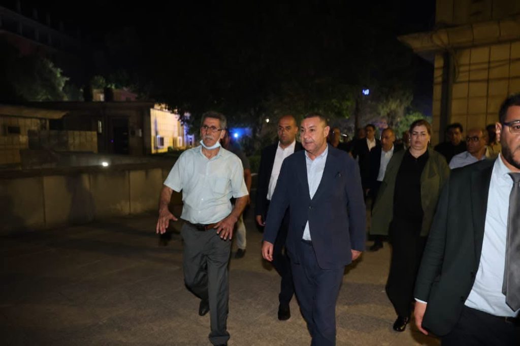 الرئيس تبون يتابع عن كثب جهود إخماد حرائق الغابات والتكفل بالمتضررين