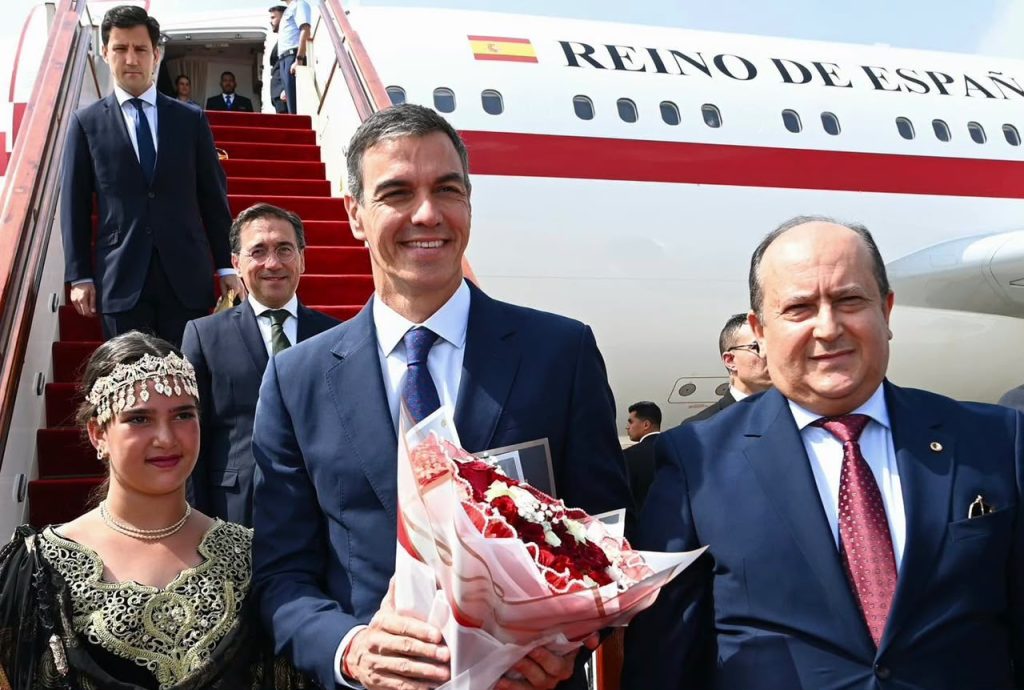 Pedro Sánchez Arrives in Algeria for Energy and Diplomatic Talks with Tebboune
