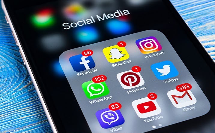 البرلمان الفرنسي يصادق  على قانون حظر وسائل التواصل للقاصرين دون 15 عاما