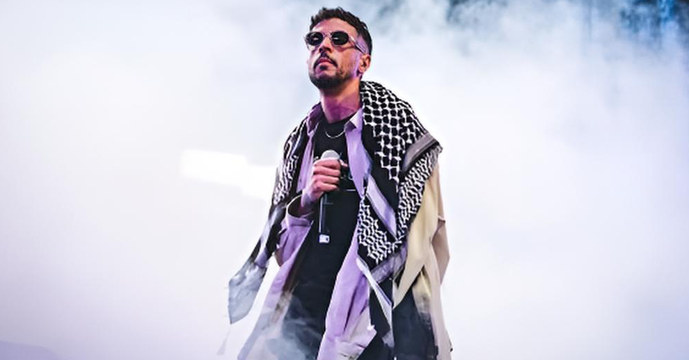 مغني راب مغربي يحدث طوارئا داخل القصر الملكي المغربي.. اعتقال بأمر ملكي!
