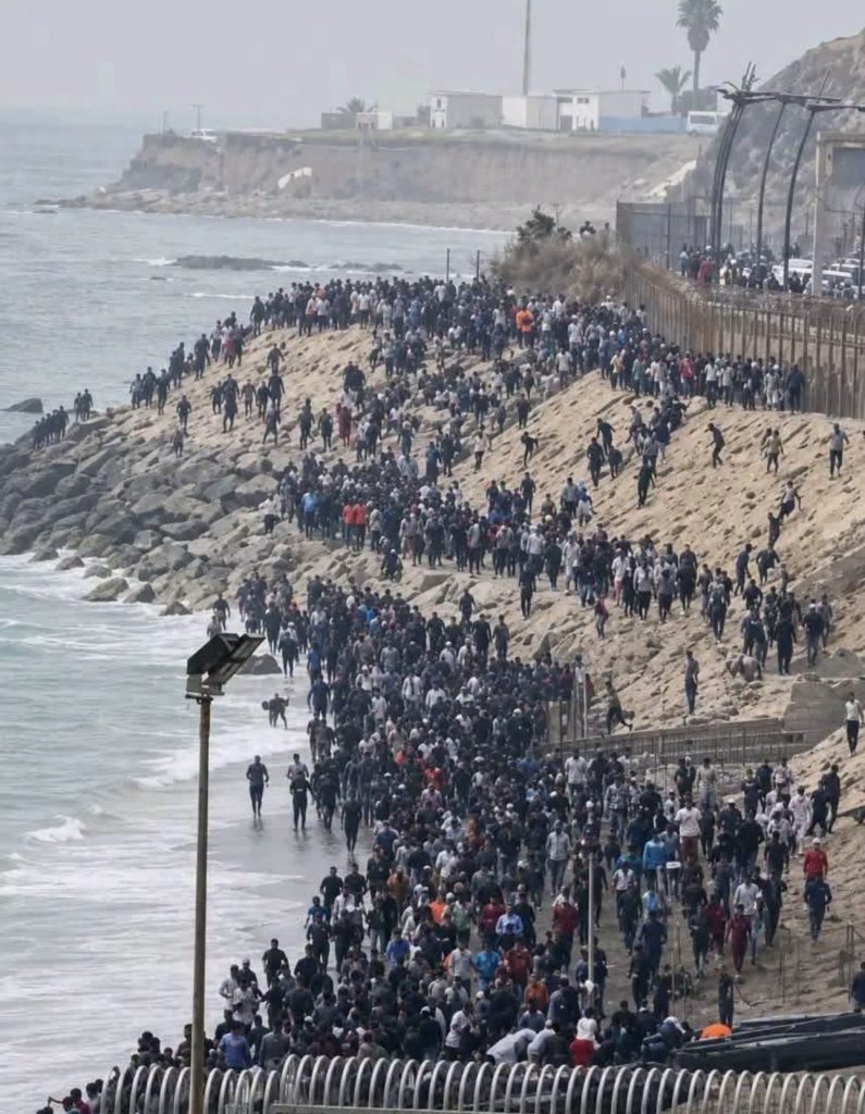 سياسي إسباني : المغرب يحتقر شعبه و أزمة سبتة كشفت اختلالات عميقة مع مدريد