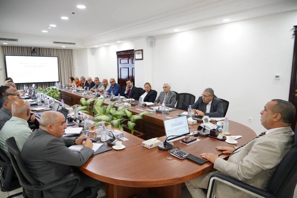 النيجر وكوت ديفوار على طاولة وزير الطاقة.. عجال يوجه بتسريع ملفات الشراكة