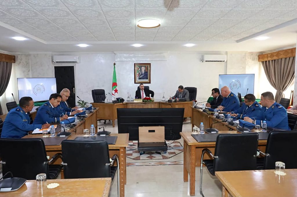 وزارة الداخلية الجزائرية تضيق الخناق على الهجرة غير الشرعية