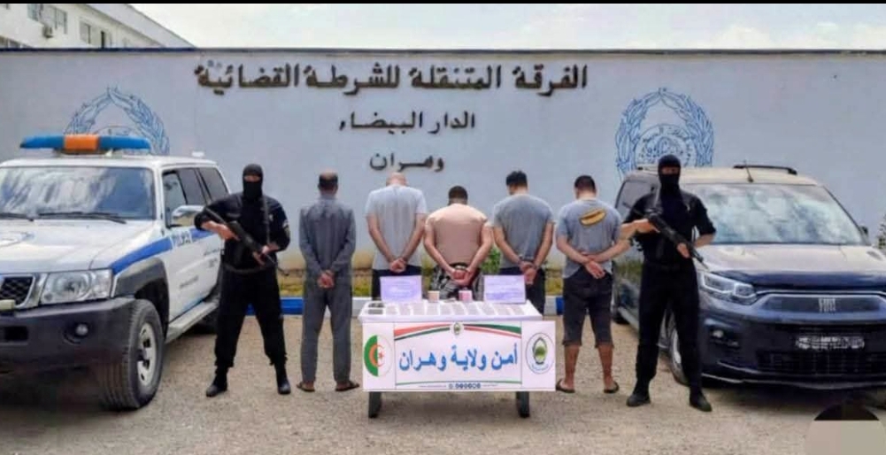 شرطة وهران تحبط مخططين للإبحار السري وتوقف 36 شخصًا