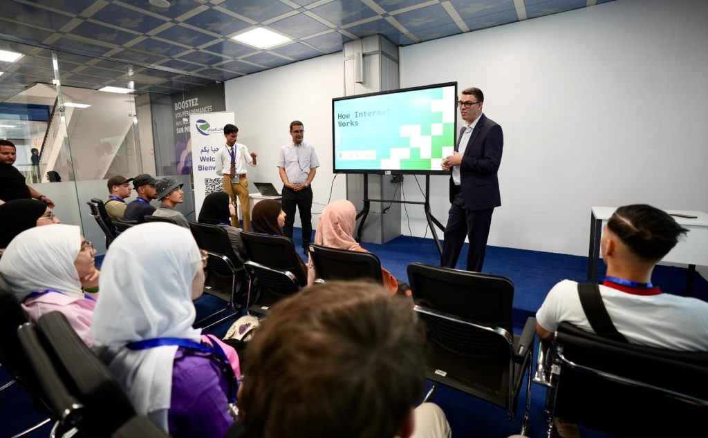 “7-77” programme to develop digital skills… Algérie Télécom launches free courses in 3 provinces!