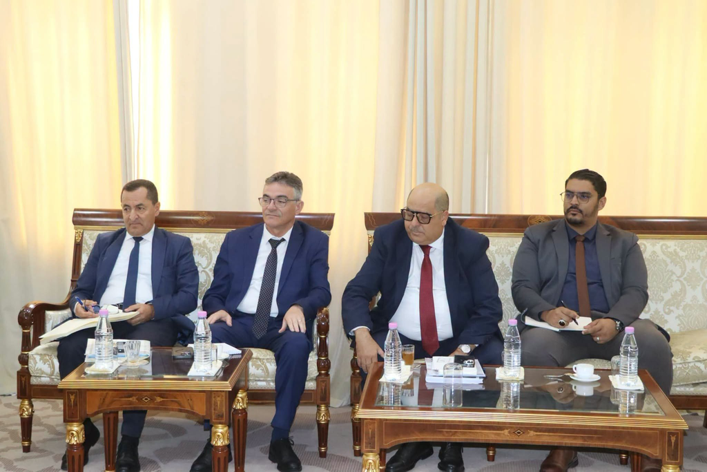 شركة الصين للطرق والجسور (CRBC) تلتزم بتسليم مشروع الخط المنجمي الشرقي في آجاله التعاقدية