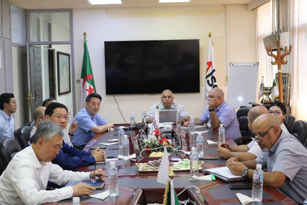 Algérie–Chine : une délégation de Baowu Steel Group en visite à l’Algérienne du Fer et de l’Acier