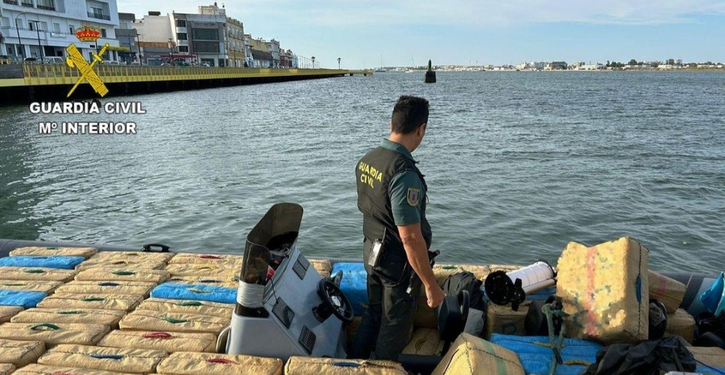 Drug War at Sea: Moroccan Hashish Runners Clash With Spanish Forces