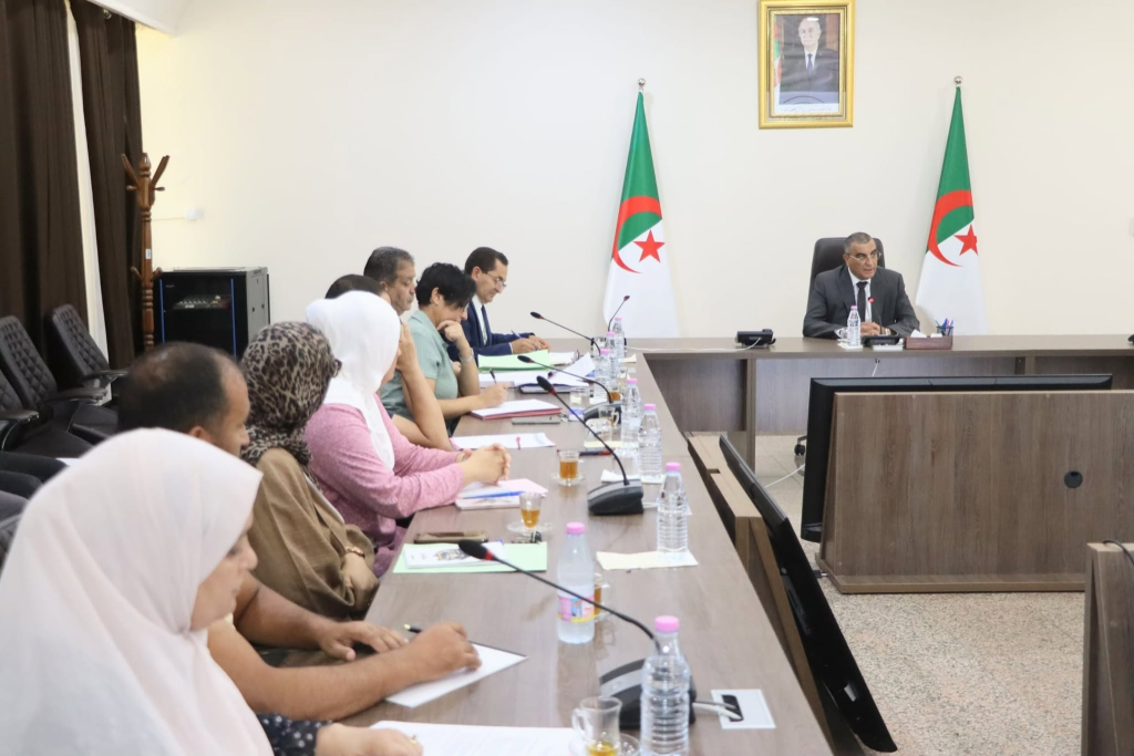 Algérie : le ministre des Travaux publics ordonne d’accélérer les grands projets d’infrastructures