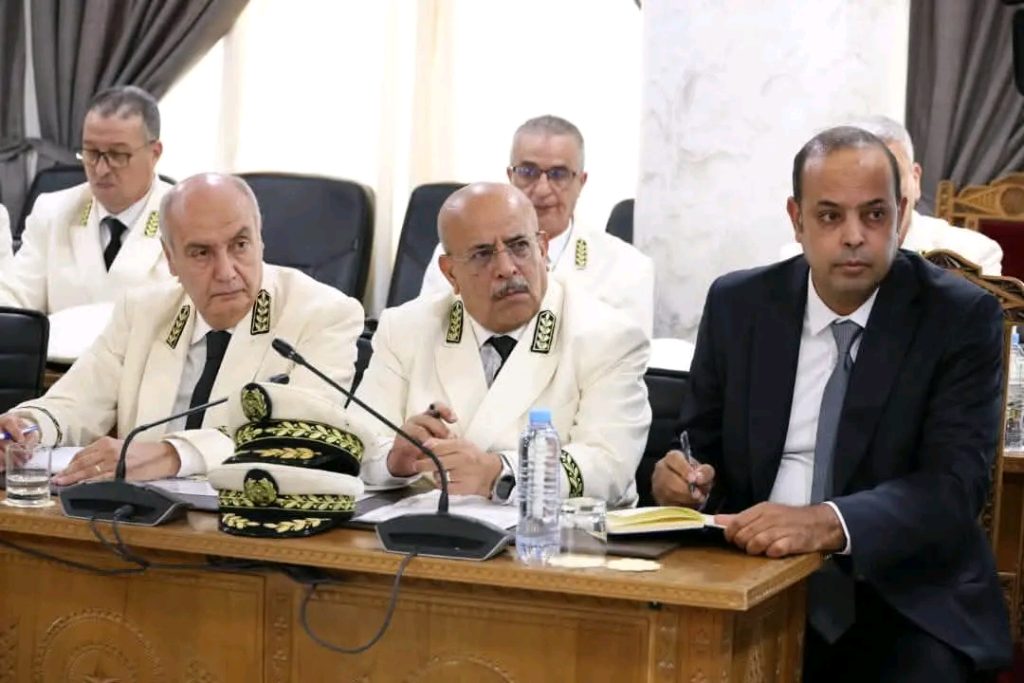 توجيهات الرئيس تبون على طاولة الحكومة .. تحرك عاجل لإعادة الحياة إلى المناطق المنكوبة بسبب الحرائق!