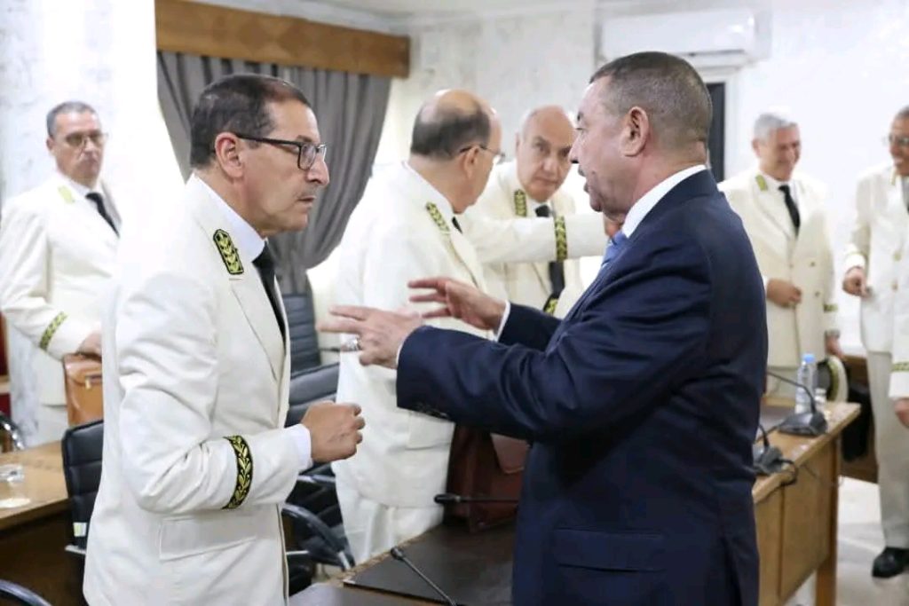 توجيهات الرئيس تبون على طاولة الحكومة .. تحرك عاجل لإعادة الحياة إلى المناطق المنكوبة بسبب الحرائق!