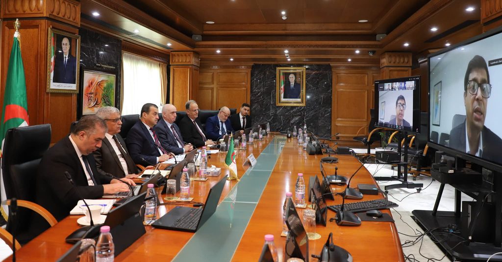 عرقاب يبحث سبل تزويد بنغلاديش بالغاز الطبيعي المسال