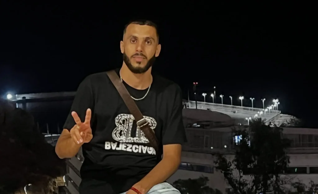 هكذا كانت نهاية ملتقط “فيديو ” اعتداء شرطي  بصخرة على شاب مغربي في رحلة الهروب الكبير نحو سبتة !