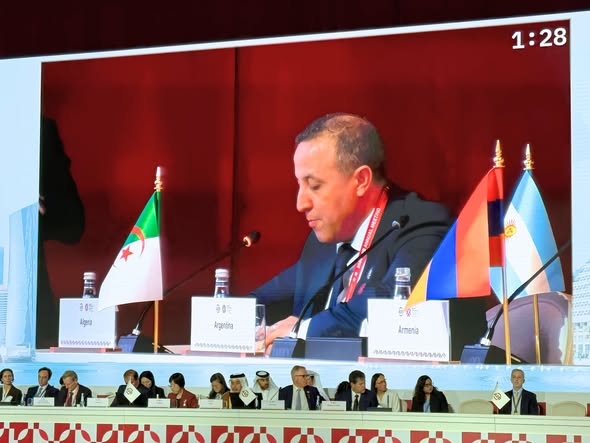 À Doha, Mohamed Lamine Lebbou met en avant les atouts de l’économie algérienne et les opportunités d’investissement