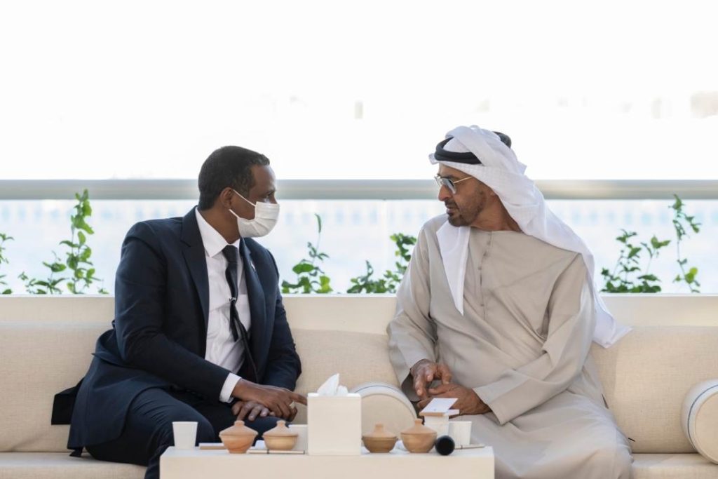 الدبلوماسي الجزائري عمار بلاني: الإمارات بنت منظومة عسكرية ولوجستية تمتد من البحر الأحمر إلى تيغراي
