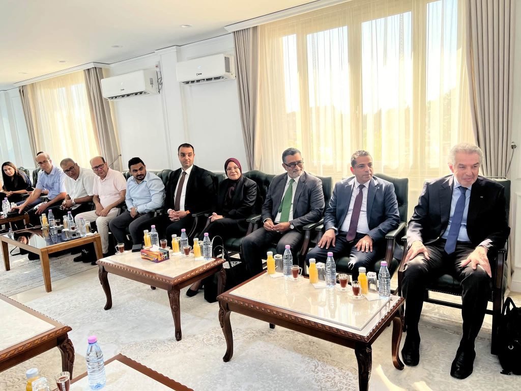 شراكة استراتيجية عابرة للحدود: رجال أعمال تونسيون يبحثون آفاق الاستثمار الواعدة في السوق الجزائرية