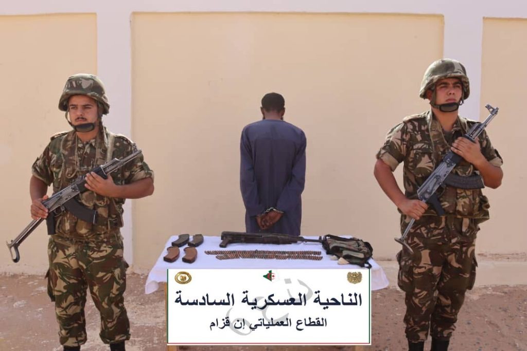 الإرهابي”أبو بركة” يسلم نفسه للسلطات العسكرية الجزائرية بإن قزام!