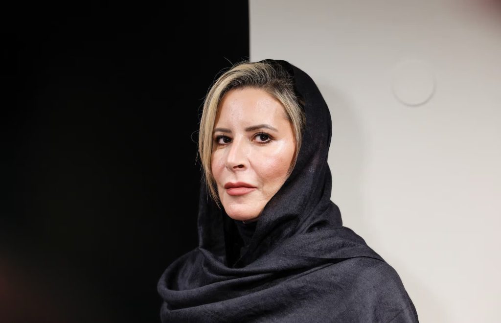 عائشة القذافي تدخل رسميا المشهد السياسي في ليبيا كمرشحة توافقية!
