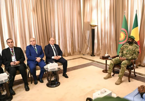 Goïta : « Mon estime est grande » pour le président Tebboune