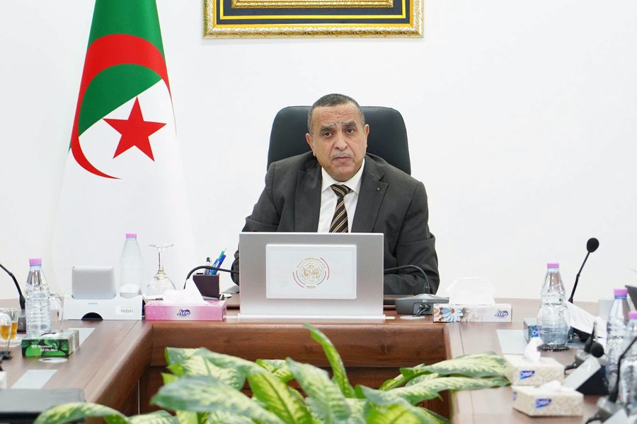Énergie : le ministre Adjal insiste sur la rationalisation de la consommation de gaz et la coopération africaine