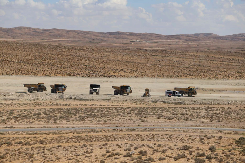 Algeria Lays Foundation Stones for Integrated Phosphate Complexes in Souk Ahras and Bir El Ater