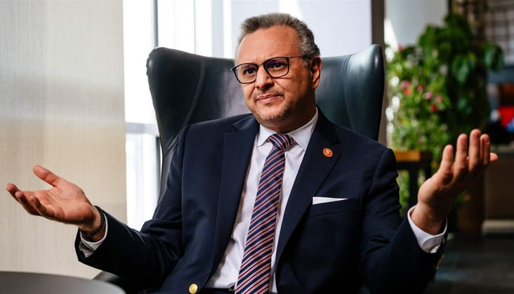 الصحراءُ الغربية تلفظُ الأوهامَ!