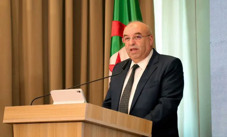 الجزائر تعتمد أول قائمة وطنية للأدوية الأساسية
