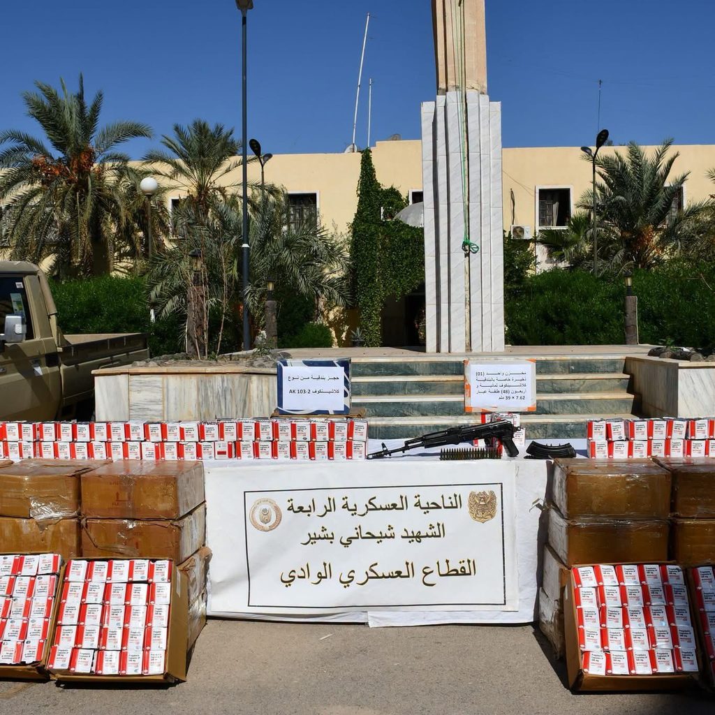 الجيش الجزائري يحبط محاولات اغراق الجزائر بقنطارين و96 كلغ من الكيف المعالج القادمة من المغرب