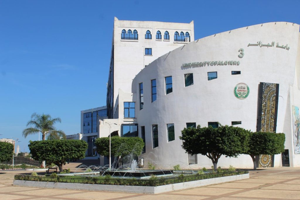 في إطار برنامج “بروتوماكت 2”.. وزارة التعليم العالي الجزائرية تمول 937 مشروعا جامعيا مبتكرا بقيمة تتجاوز 1.18 مليار دينار!