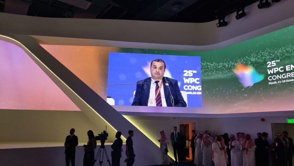  من أضخم مؤتمر طاقوي.. الجزائر تطرح أوراقها الطاقوية الكبرى أمام عمالقة النفط والغاز في العالم!
