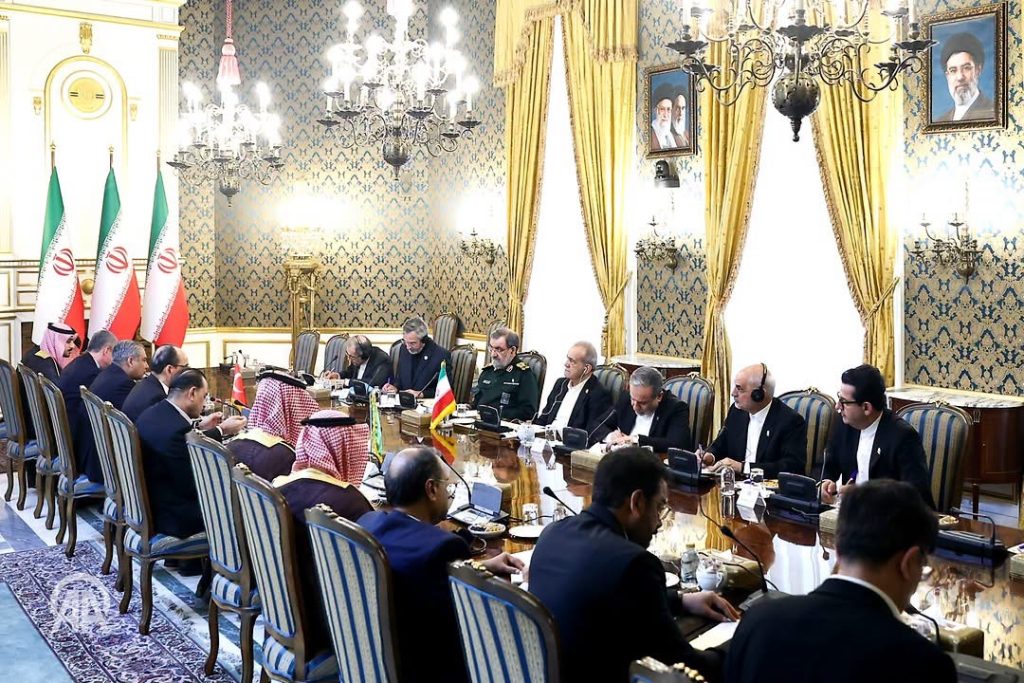 أحلام أمريكا وإسرائيل في إسقاط النظام الإيراني تتبخر! (مقال رأي)