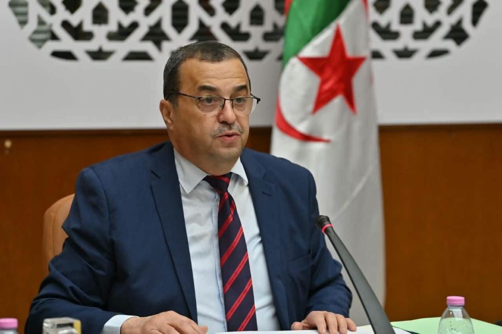 الجزائر تسجل 37.5 مليار دولار من صادرات المحروقات و17 اكتشافا جديدا!