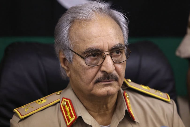مجلة فرنسية تكشف ما لم يُروَ عن خبايا العلاقة بين المغرب وعشيرة حفتر.. ما علاقة الإمارات وإسرائيل؟