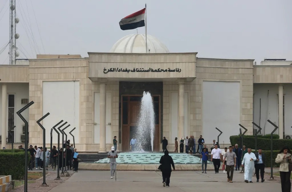 المؤبد لثلاثة فرنسيين بتهمة الانتماء إلى تنظيم الدولة “داعش” بالعراق!