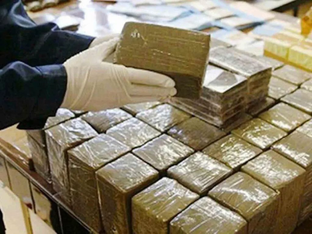 أنفاق الحشيش تضع المخزن في دائرة الشبهات ..صمت قضائي يورط إقتصاد التهريب !
