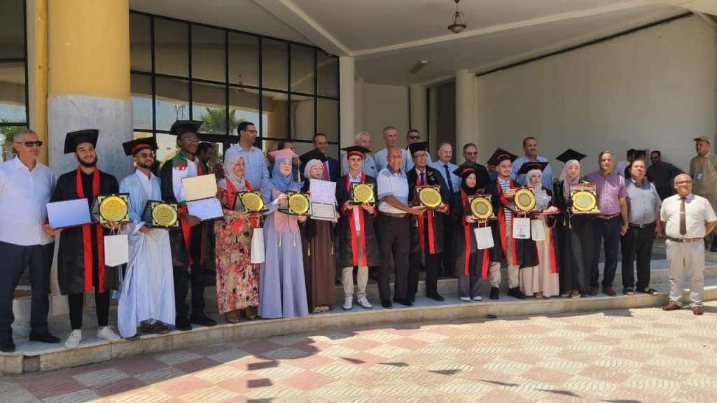 الذكاء الاصطناعي تحت مجهر الجامعات الجزائرية.. برنامج Turnitin يدخل قاعات البحث العلمي لكشف النصوص المولّدة آليا!
