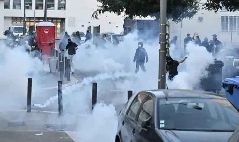 بالله إنها الظلمات في احتجاجات طلاب فرنسا ما القصة؟