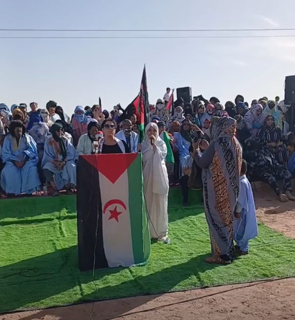 مخيمات اللاجئين الصحراويين تنتفض رفضا للمسودة الأمريكية
