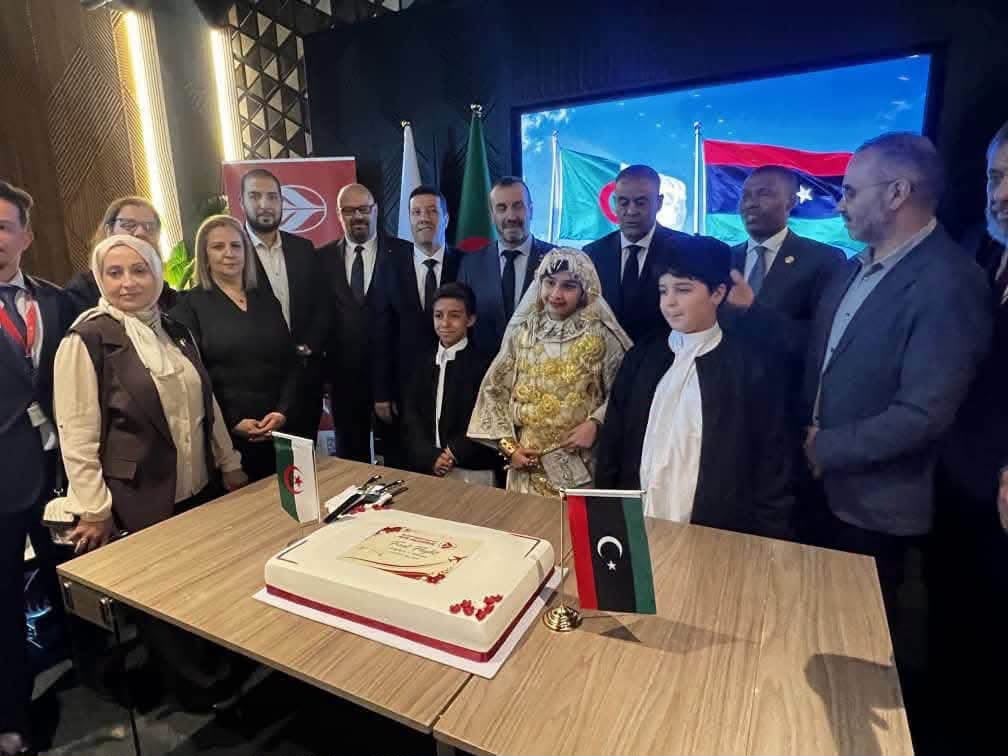 استئناف رحلات الجوية الجزائرية إلى طرابلس بعد 10 سنوات من التوقف